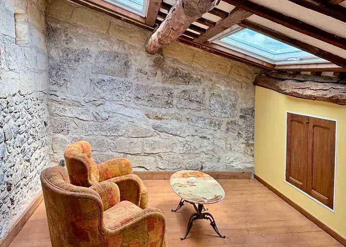 Well Equipped Close To Historic Centre - Casa de Férias Pézenas