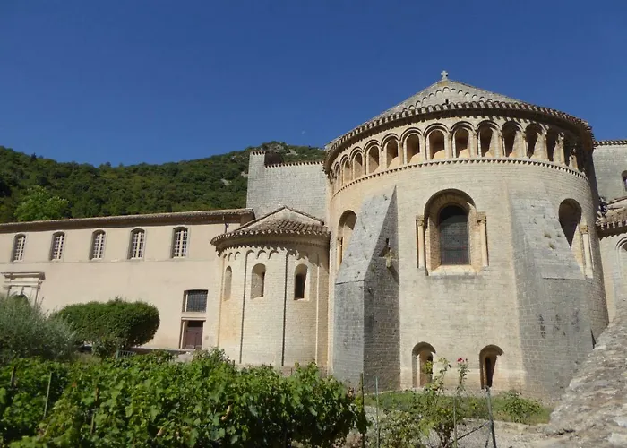Casa de Férias Well Equipped Close To Historic Centre - *
